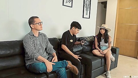 I Give The Best Blowjob To Lil Timy Sharing My Bed
