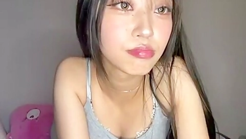 Erotic live chat with cute beautiful girl
