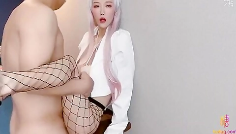 Convincing A Super Hot Asian Model To Go Back Home With Me On A Night Out - Virgin Fucked A Slut And Came Really Hard - Teaser Video